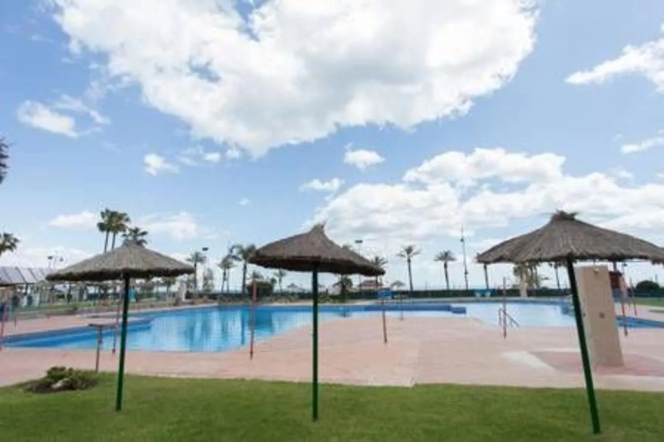 Playamar Waterfront Exclusive Apartment And Views Tower 2 Fl 14 托雷莫利诺斯 0*,  西班牙