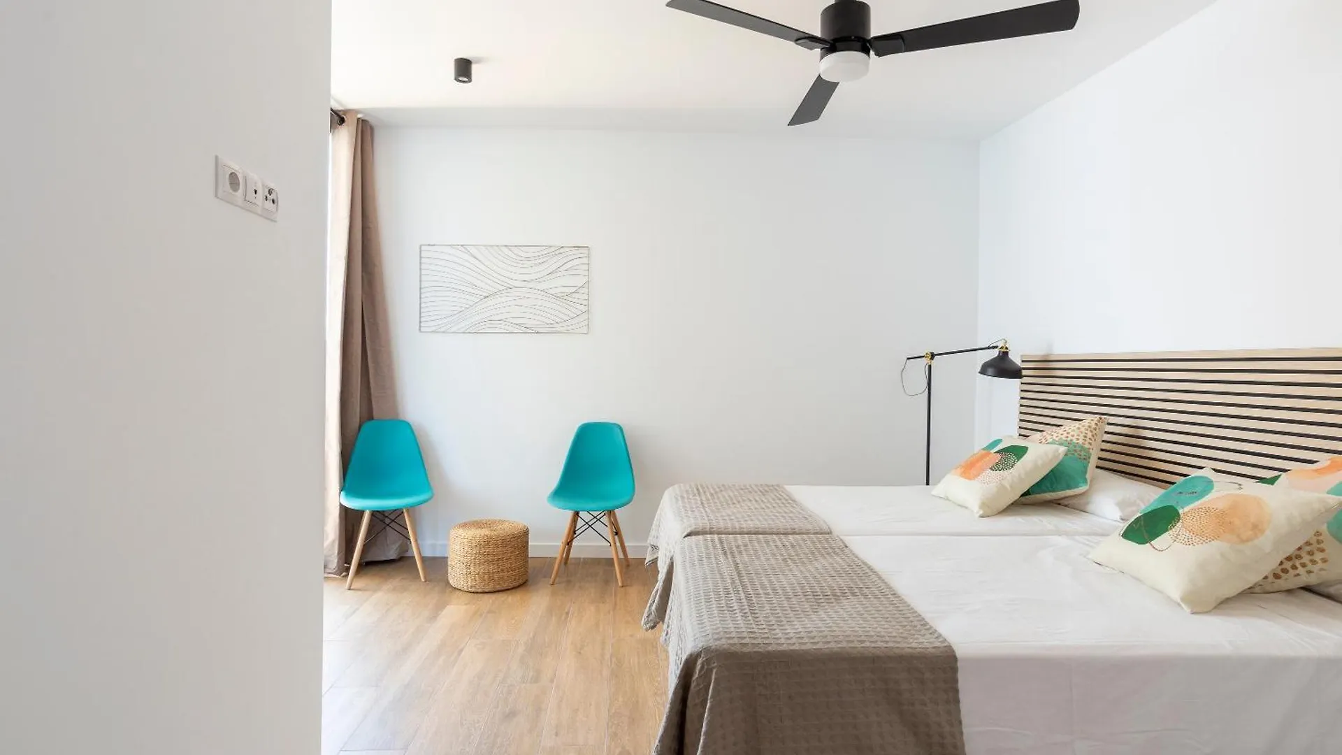 Playamar Waterfront Exclusive Apartment And Views Tower 2 Fl 14 托雷莫利诺斯 0*,  西班牙